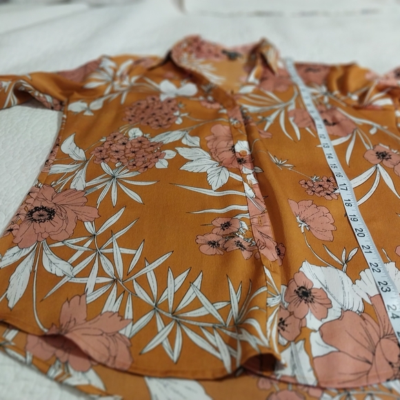 Express Orange Button Down Shirt with Notched Collar 100% Polyesyer - Picture 5 of 9